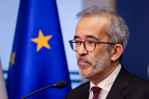 Ministry of Foreign Affairs. Press Statements on Ukraine and Trade. 19.12.2025