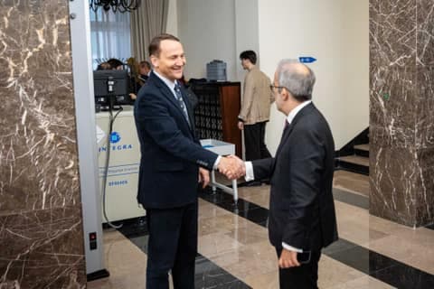 Ministry of Foreign Affairs. Press Statements on Ukraine and Trade. 19.12.2025