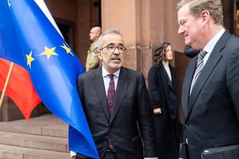 Ministry of Foreign Affairs. Press Statements on Ukraine and Trade. 19.12.2025