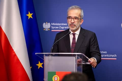 Ministry of Foreign Affairs. Press Statements on Ukraine and Trade. 19.12.2025