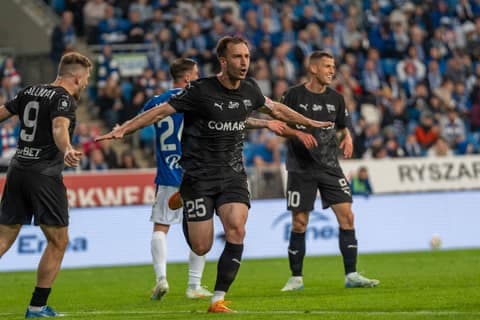 Football. PKO BP Ekstraklasa. Lech Poznan - Cracovia. 21.04.2025