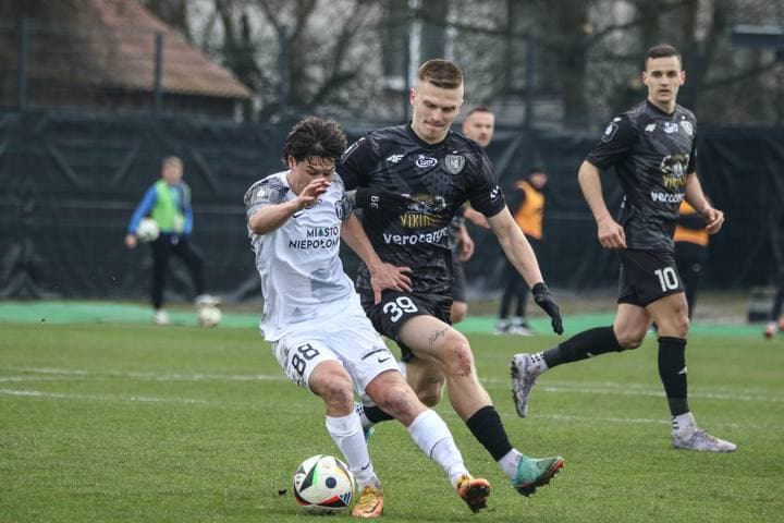 Football. PKO BP Ekstraklasa. Puszcza Niepolomice - Piast Gliwice. 16.03.2025