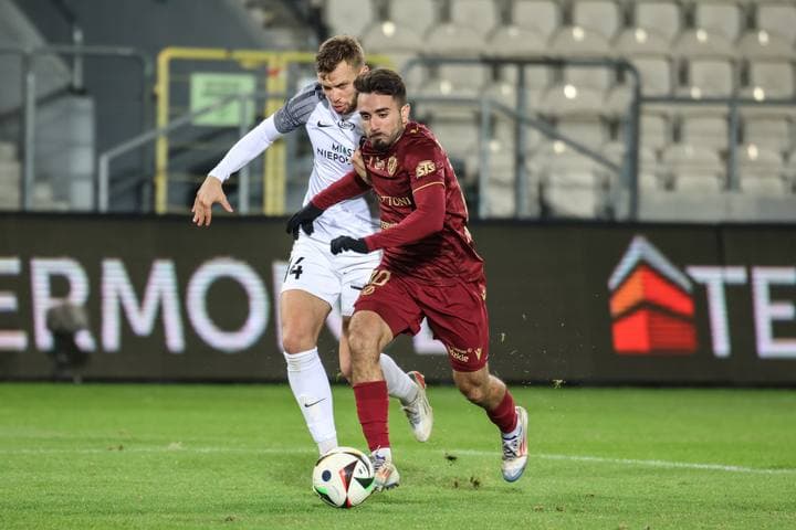 Football. PKO BP Ekstraklasa. Puszcza Niepolomice - Widzew Lodz. 25.11.2024