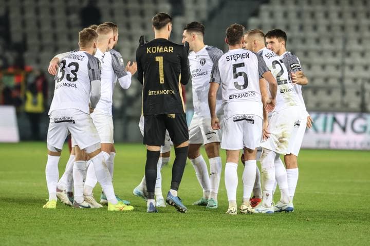Football. PKO BP Ekstraklasa. Puszcza Niepolomice - Widzew Lodz. 25.11.2024