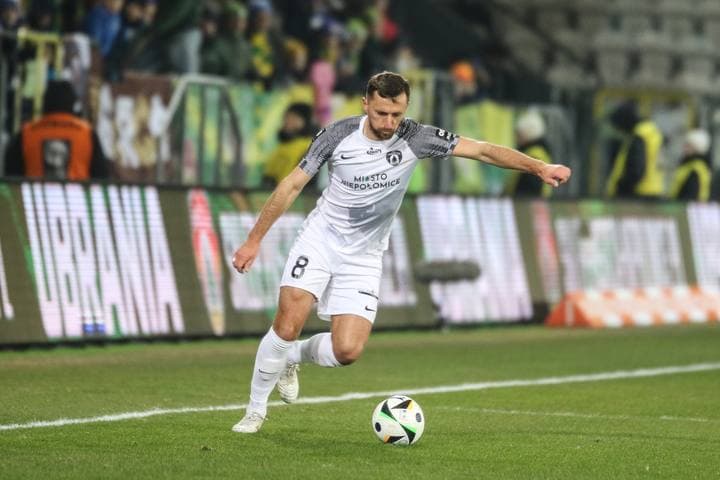 Football. PKO BP Ekstraklasa. Puszcza Niepolomice - Zaglebie Lubin. 10.02.2025