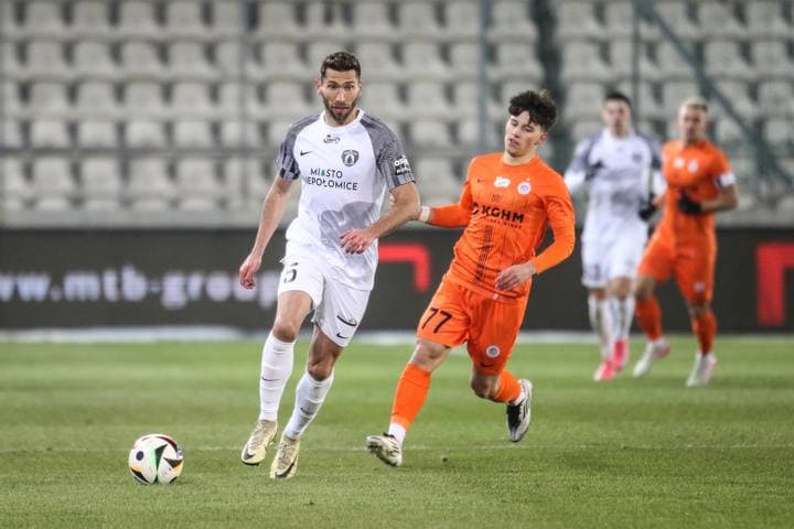 Football. PKO BP Ekstraklasa. Puszcza Niepolomice - Zaglebie Lubin. 10.02.2025