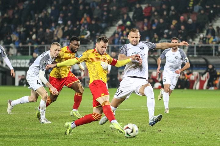 Football. PKO BP Ekstraklasa. Puszcza Niepolomice - Jagiellonia Bialystok. 08.12.2024