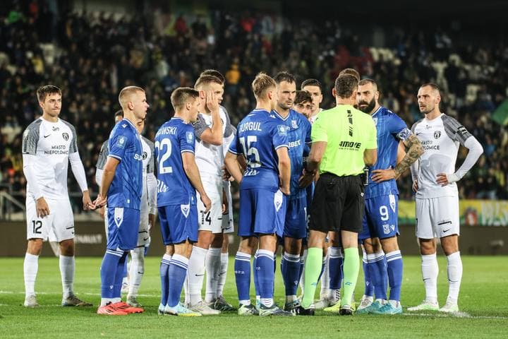 Football. PKO BP Ekstraklasa. Puszcza Niepolomice - Lech Poznan. 02.11.2024