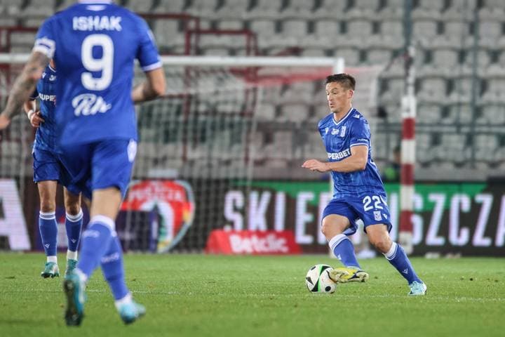 Football. PKO BP Ekstraklasa. Puszcza Niepolomice - Lech Poznan. 02.11.2024
