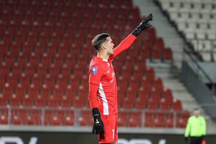 Football. PKO BP Ekstraklasa. Puszcza Niepolomice - Lech Poznan. 02.11.2024