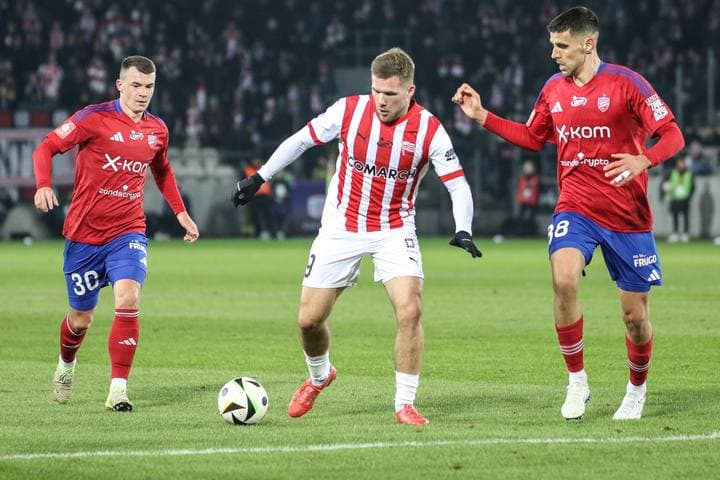 Football. PKO BP Ekstraklasa. Cracovia - Rakow Czestochowa. 01.02.2025