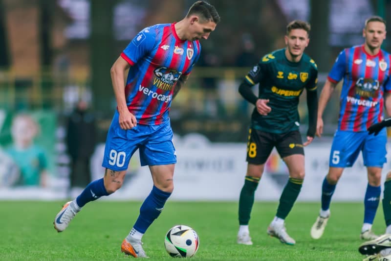 Football. PKO BP Ekstraklasa. GKS Katowice - Piast Gliwice. 16.02.2025