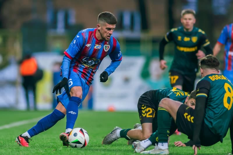 Football. PKO BP Ekstraklasa. GKS Katowice - Piast Gliwice. 16.02.2025
