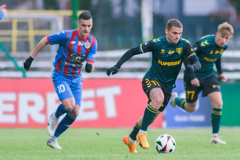 Football. PKO BP Ekstraklasa. GKS Katowice - Piast Gliwice. 16.02.2025