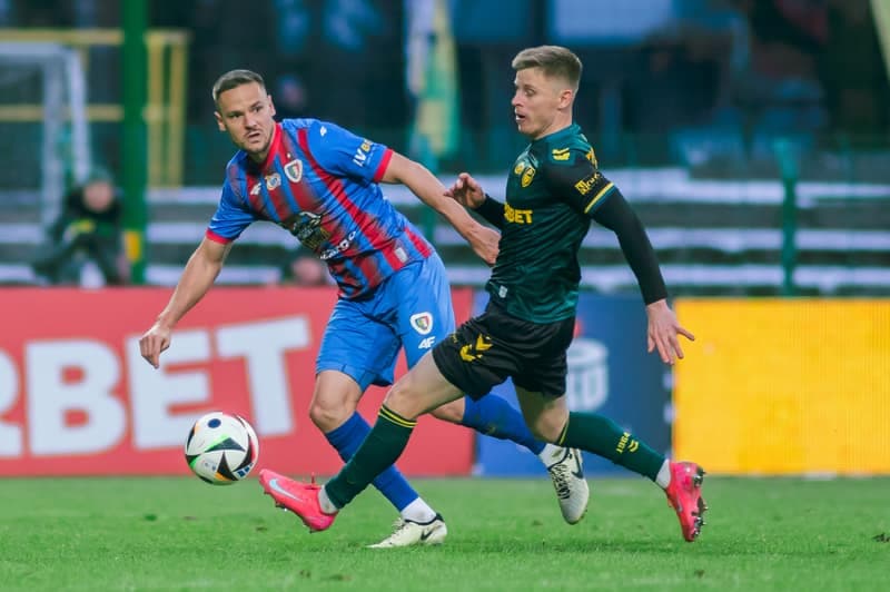 Football. PKO BP Ekstraklasa. GKS Katowice - Piast Gliwice. 16.02.2025