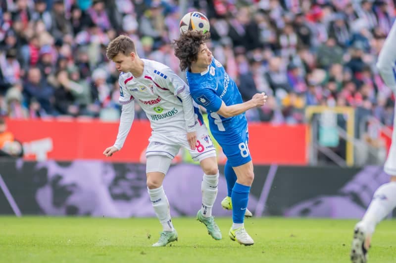 Football. PKO BP Ekstraklasa. Gornik Zabrze - Puszcza Niepolomice. 02.02.2025