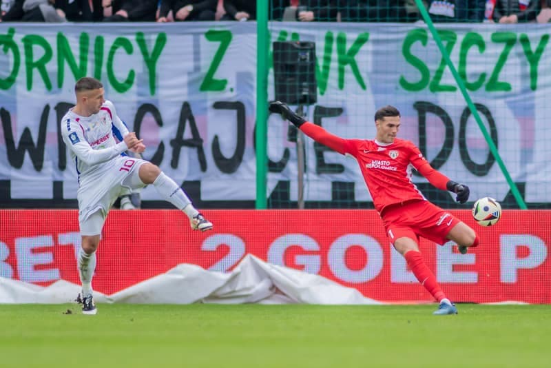 Football. PKO BP Ekstraklasa. Gornik Zabrze - Puszcza Niepolomice. 02.02.2025