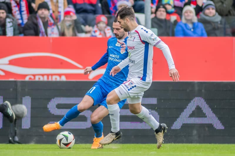 Football. PKO BP Ekstraklasa. Gornik Zabrze - Puszcza Niepolomice. 02.02.2025