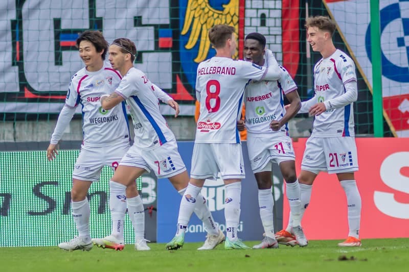Football. PKO BP Ekstraklasa. Gornik Zabrze - Puszcza Niepolomice. 02.02.2025