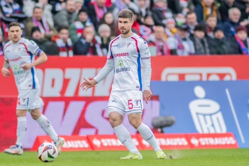 Football. PKO BP Ekstraklasa. Gornik Zabrze - Puszcza Niepolomice. 02.02.2025