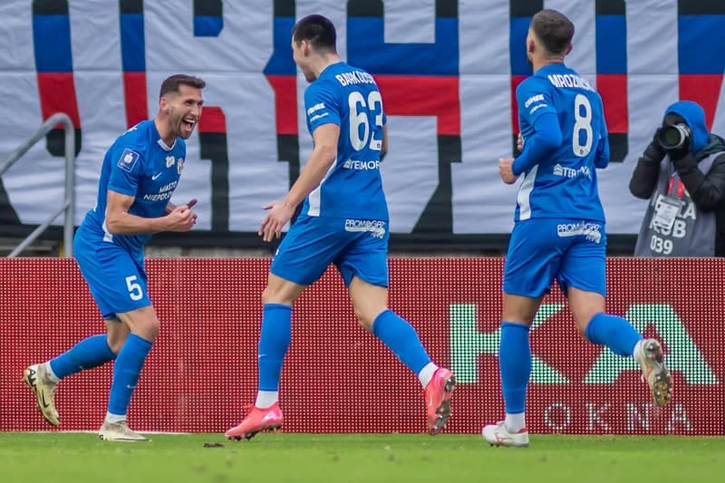 Football. PKO BP Ekstraklasa. Gornik Zabrze - Puszcza Niepolomice. 02.02.2025