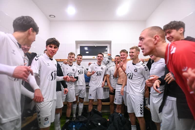 Football. V Liga. Polonia II Warszawa - Wicher Kobylka. 15.11.2025