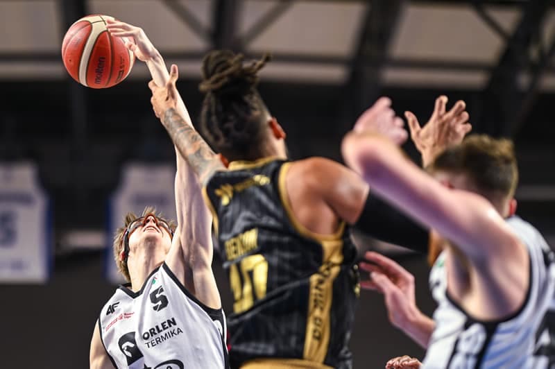 Basketball. Orlen Basket Liga. Gornik Walbrzych - Legia Warsaw. 12.12.2025