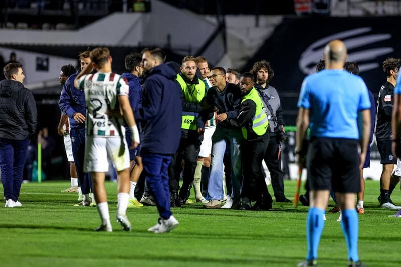 Football. Liga Portugal Betclic. CF Estrela da Amadora - Sporting CP. 11.04.2026