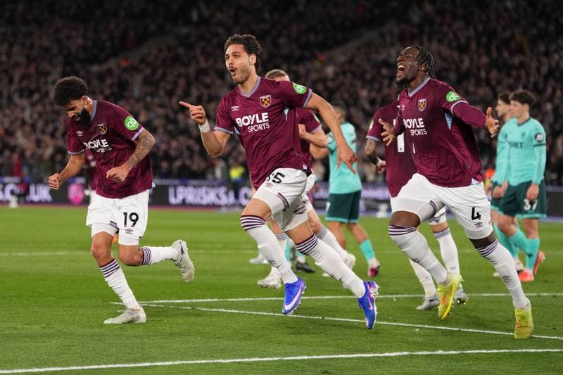 Football. Premier League. West Ham United - Wolverhampton Wanderers. 10.04.2026