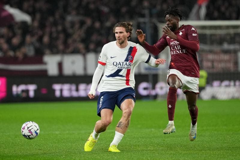 Football. Ligue 1. FC Metz - Paris Saint-Germain. 13.12.2025