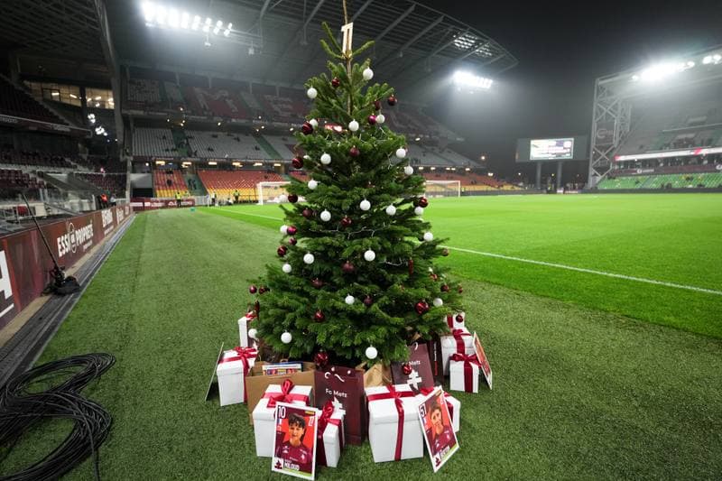 Football. Ligue 1. FC Metz - Paris Saint-Germain. 13.12.2025