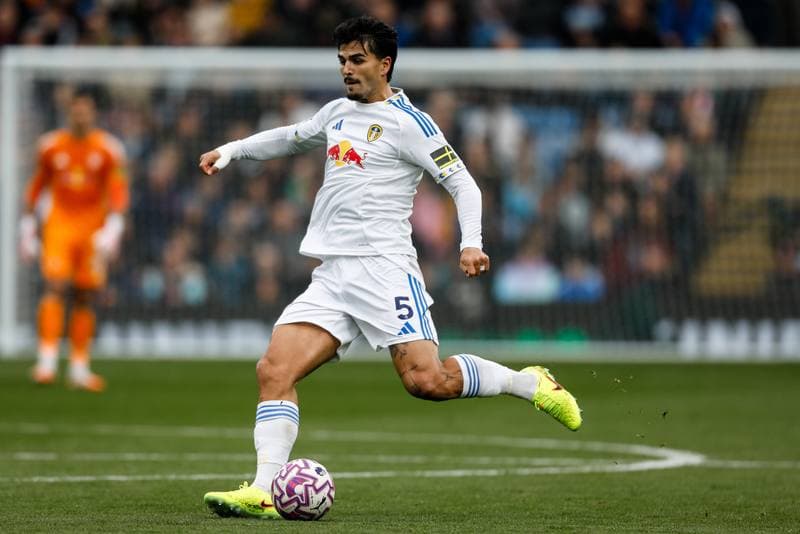 Football. Premier League. Burnley - Leeds United. 18.10.2025
