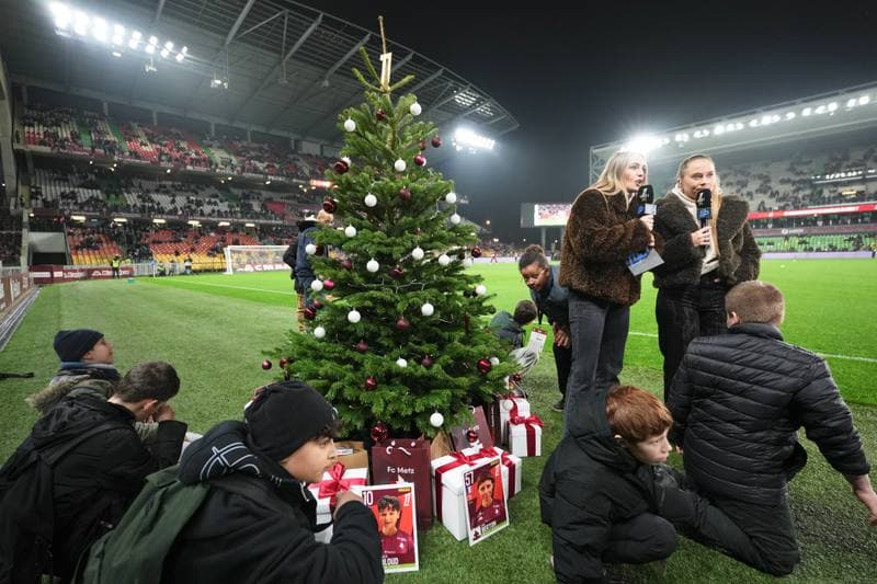 Football. Ligue 1. FC Metz - Paris Saint-Germain. 13.12.2025