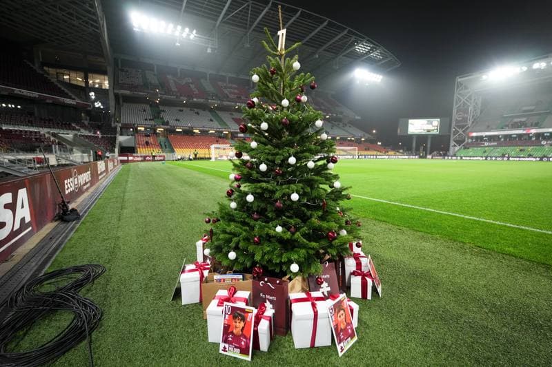 Football. Ligue 1. FC Metz - Paris Saint-Germain. 13.12.2025