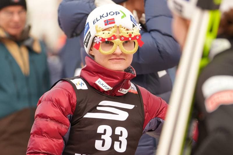 Ski Jumping. FIS World Cup. Day 1. 21.12.2025