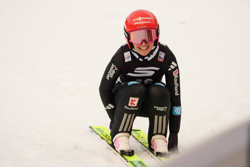 Ski Jumping. FIS World Cup. Day 1. 21.12.2025