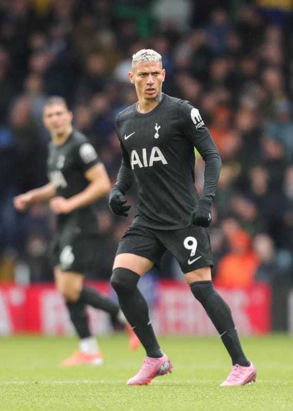 Football. Premier League. Leeds United - Tottenham Hotspur. 04.10.2025