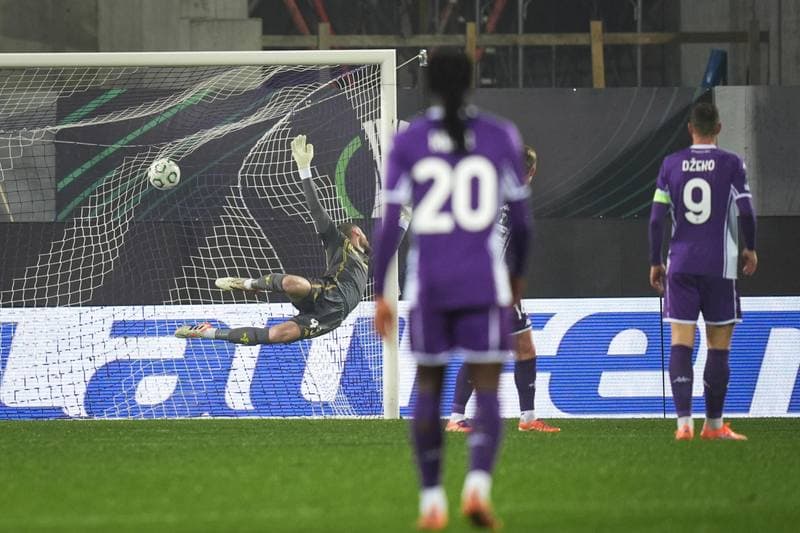 Football. UEFA Conference League. Fiorentina - Dynamo Kyiv. 11.12.2025