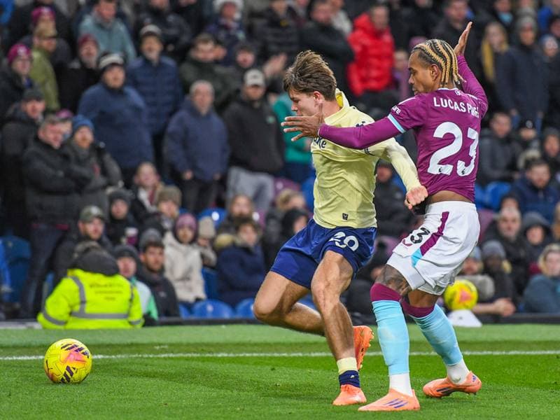 Football. Premier League. Burnley - Everton. 27.12.2025