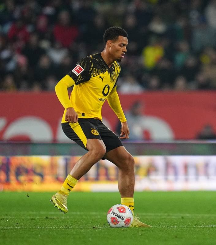 Football. 1. Bundesliga. FC Augsburg - Borussia Dortmund. 31.10.2025