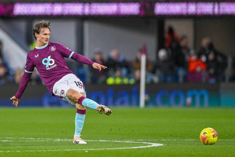 Football. Premier League. Burnley - Everton. 27.12.2025