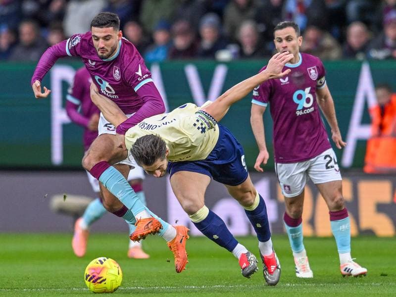 Football. Premier League. Burnley - Everton. 27.12.2025