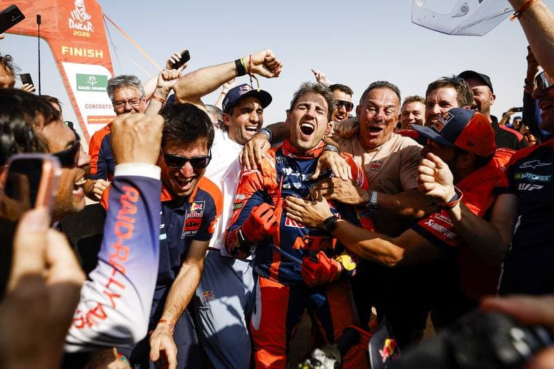 Motorsport. Dakar Rally. Finish. 17.01.2026