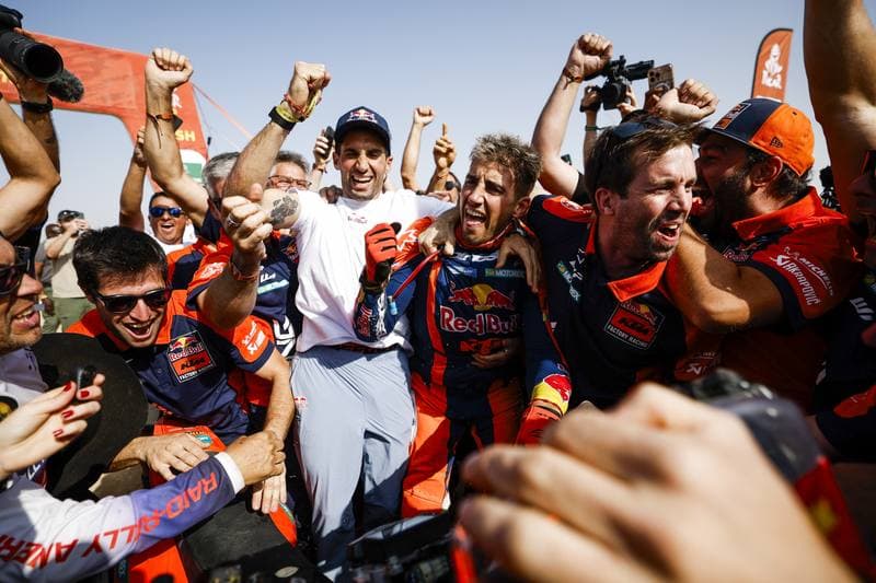 Motorsport. Dakar Rally. Finish. 17.01.2026