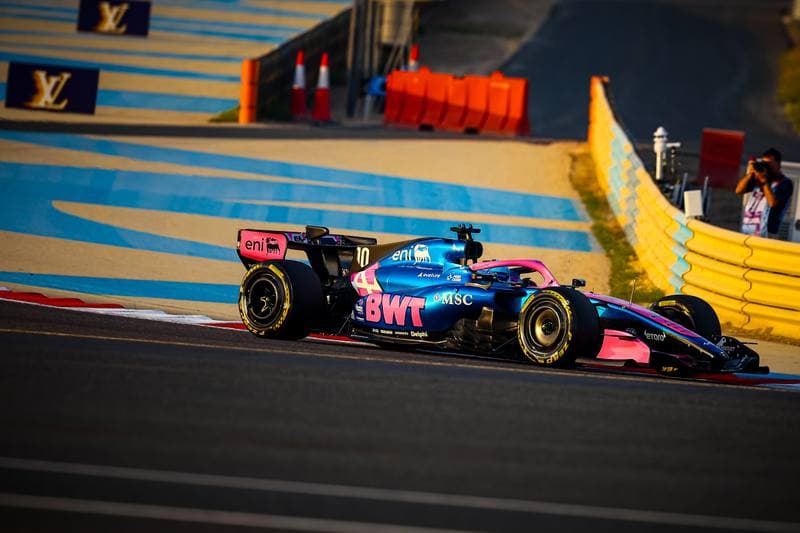 Motorsport. Formula 1. Winter Testing. 11.02.2026