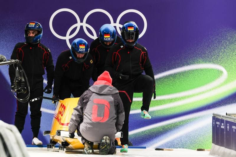 Bobsleigh. XXV Olympic Winter Games. Official Training. 19.02.2026