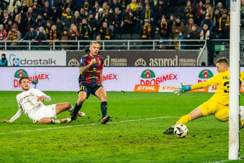 Football. PKO BP Ekstraklasa. Pogon Szczecin - Zaglebie Lubin. 01.02.2025