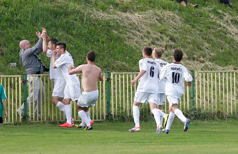 Football. II Liga. Rozwoj Katowice - Znicz Pruszkow. 31.05.2015