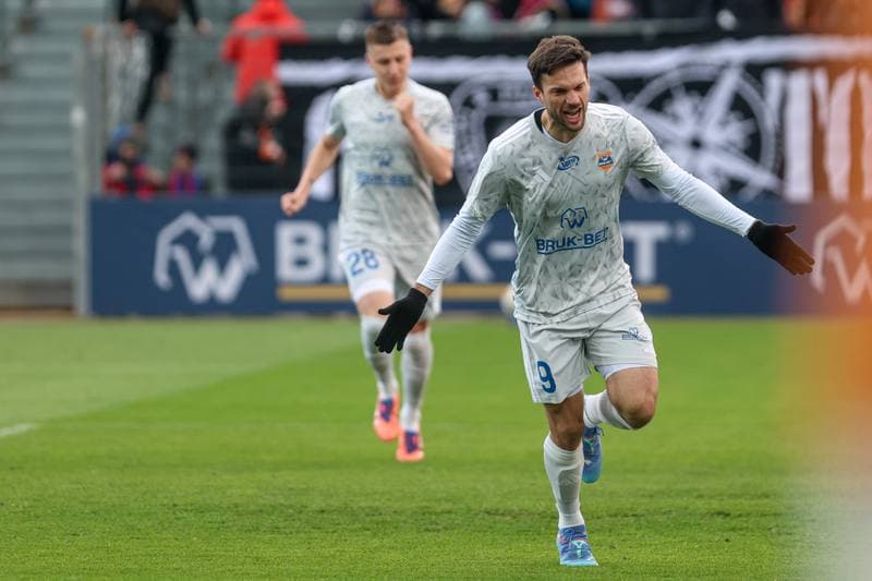 Football. PKO BP Ekstraklasa. Bruk-Bet Termalica Nieciecza - Piast Gliwice. 06.04.2026