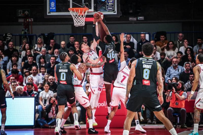 Basketball. Italian Basketball Serie A. Una Hotels Reggio Emilia - Vanoli Basket Cremona. 11.04.2026